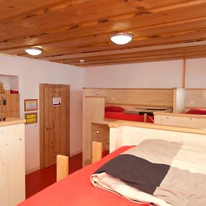 Pokój dla pań typu dormitory "Premium"